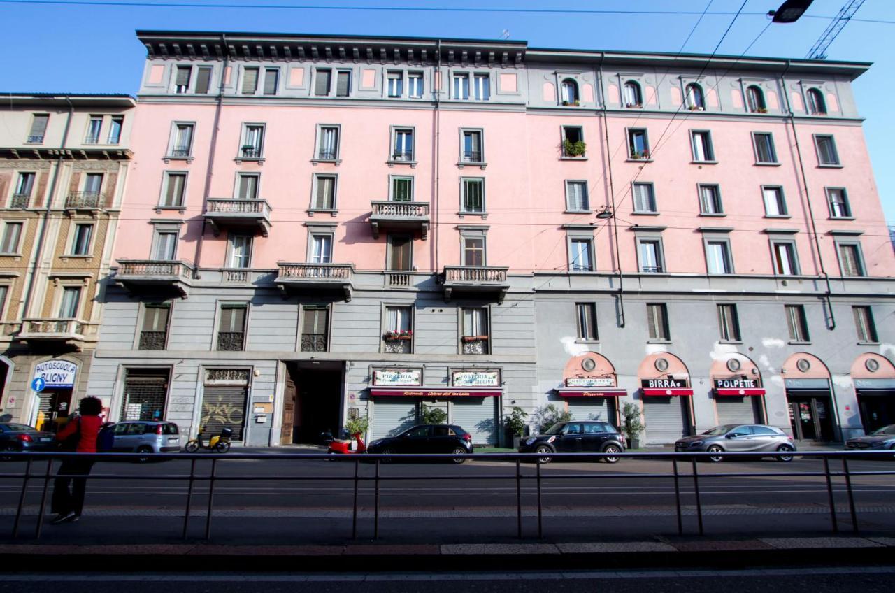 Luxury And Spacious Apartment Milan Exterior photo